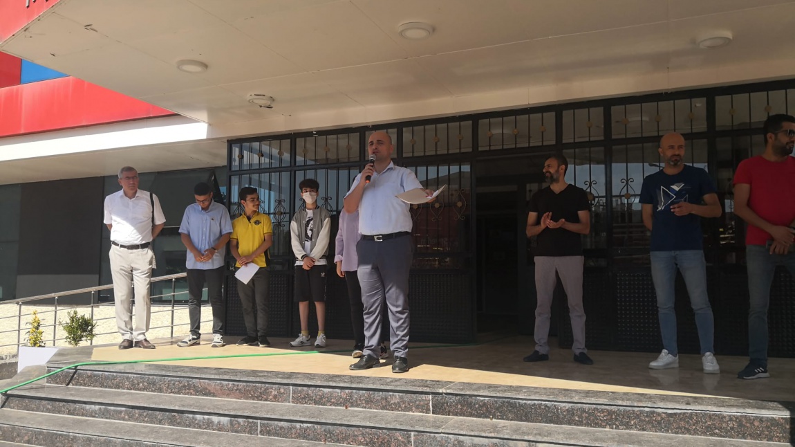 Vakıfbank Anadolu Lisesi Birinci Yılını Tamamladı