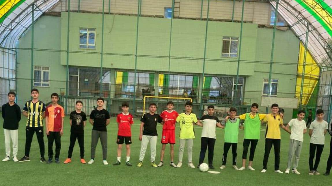 Sınıflar Arası Futbol Turnuvası Başladı 